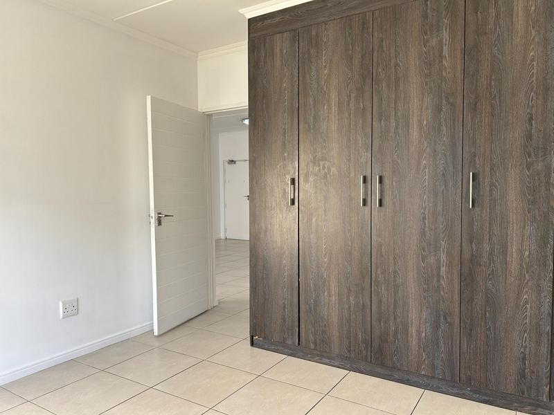 To Let 3 Bedroom Property for Rent in Sandown Western Cape